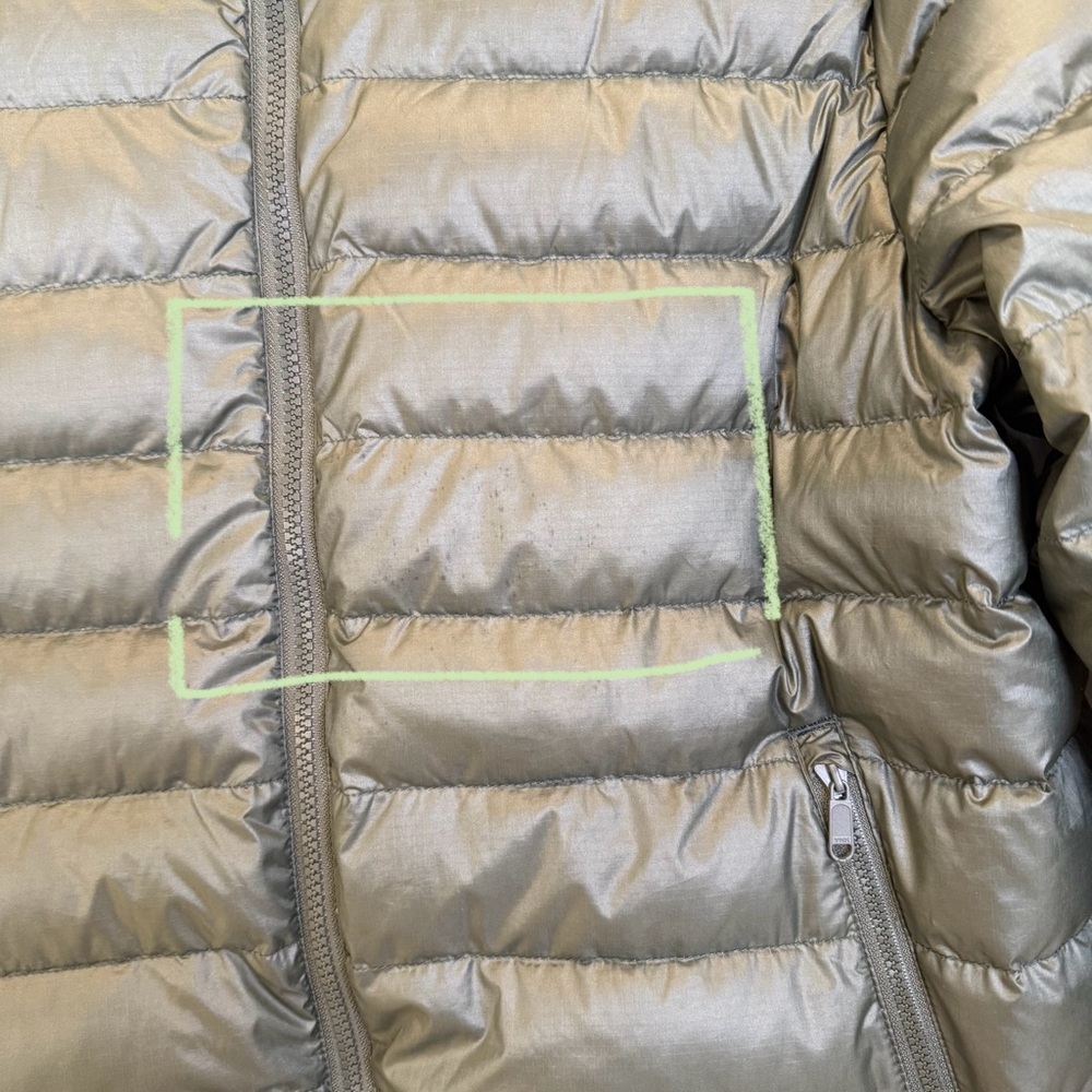 Quince Women's Lightweight Packable Down Puffer Jacket Loden Sz M - Picture 3 of 9